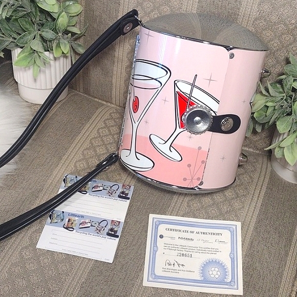 Little Earth Cocktail Time Cylinder Tin Shoulder Bag - Picture 3 of 16